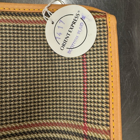 Hunting World never used with tags Scottish plaid leather clutch bag. - Picture 2 of 11